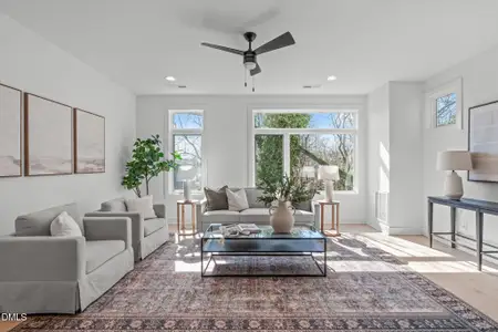 New construction Townhouse house 616 Rocky Knob Ct, Raleigh, NC 27601 - image 4