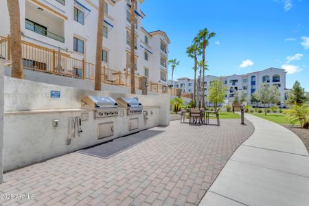 New construction Townhouse house 2511 W Queen Creek Rd, Unit 165, Chandler, AZ 85248 - image