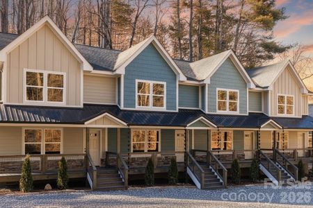 New construction Townhouse house 332 Bowditch St, Unit D, Burnsville, NC 28714 - image