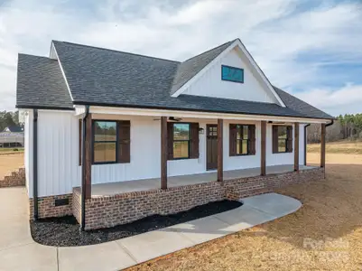 New construction Single-Family house 354 Old Belwood Rd, Lawndale, NC 28090 - image