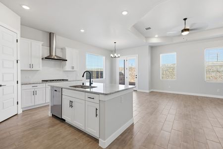 New construction Single-Family house 13316 Emerald Water Ct, El Paso, TX 79928 plan Valencia II - image 5