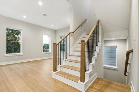 New construction Single-Family house 807 Martin St, Unit C, Houston, TX 77018 - image 8