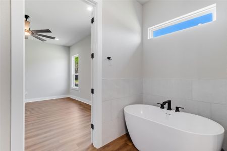 New construction Single-Family house 118 Rosebud Ranch Rd, Bertram, TX 78605 - image 6