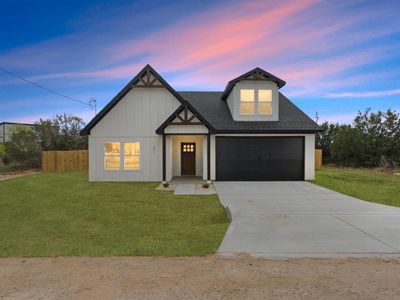 New construction Single-Family house 2211 Woodcrest Trl, Granbury, TX 76048 - image