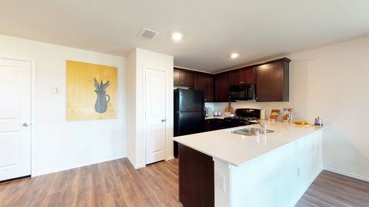 Mobberly Farms: Watermill Collection by Lennar in Pilot Point - photo 23 23