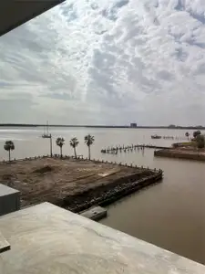 New construction Single-Family house 4408 Tucker Ln, Seabrook, TX 77586 plan Lago Pointe - Inside - image