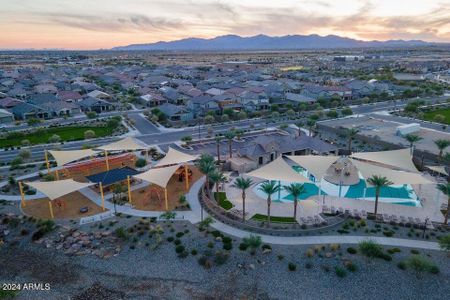 New construction Single-Family house 16023 W Mariposa Grande, Surprise, AZ 85387 - photo 11 11