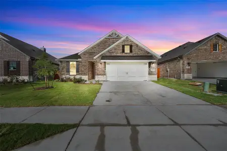 New construction Single-Family house 517 Pickett Creek Dr, Aledo, TX 76008 plan Lavon - image