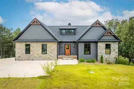 New construction Single-Family house 464 Lakecrest Dr, Nebo, NC 28761 - image