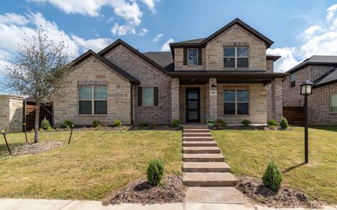 New construction Single-Family house 1901 Blossom Trl, Mesquite, TX 75181 plan Hagen - image
