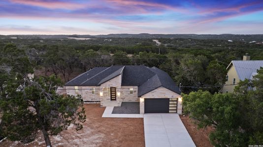 New construction Single-Family house 355 Eagle Rock Rd, Spring Branch, TX 78070 - image