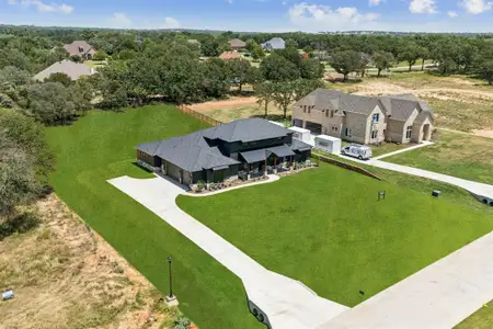 New construction Single-Family house 2008 Vaquero Dr, Weatherford, TX 76088 - image 4