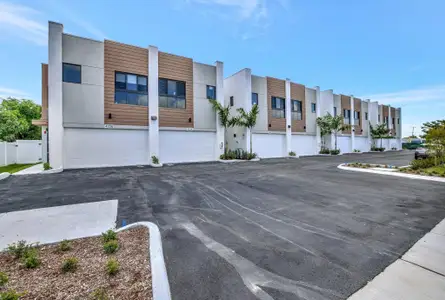 New construction Townhouse house 4208 Ne 7Th Ter 8, Unit 8, Oakland Park, FL 33334 - image
