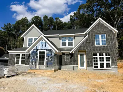 New construction Single-Family house 26 Ogden Cir, Clayton, NC 27527 plan Huxley - image