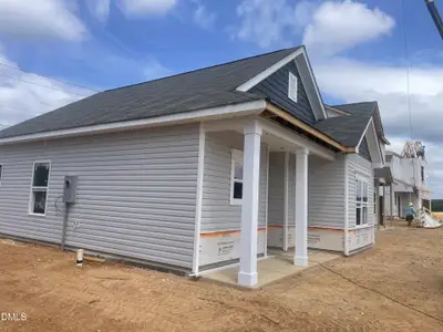New construction Single-Family house 251 Courtside Dr, Dunn, NC 28334 - image