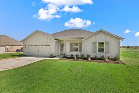 New construction Single-Family house 1020 Gatlin Cir, Springtown, TX 76082 - image