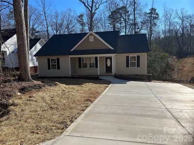 New construction Single-Family house 125 Oakhill Ct, Unit 320, Mount Gilead, NC 27306 - image