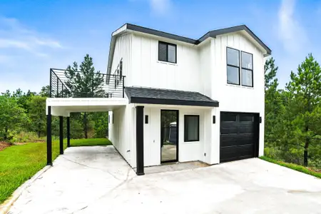 New construction Single-Family house 106 Haleakala Dr, Bastrop, TX 78602 - image