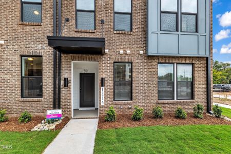 New construction Condo/Apt house 1239 Shaw View Alley, Unit 101, Raleigh, NC 27601 The Tessa- photo 0