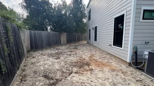 New construction Single-Family house 1114 Pearlwood Dr, Houston, TX 77008 - image