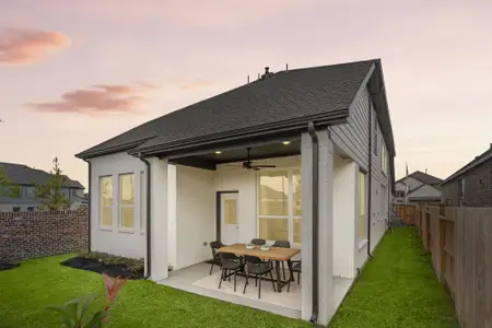 New construction Single-Family house 19327 Poppy Vlg Cir, Magnolia, TX 77355 plan Durham - image