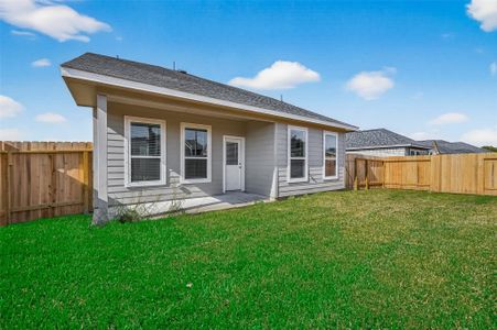 New construction Single-Family house 3310 Rolling River Dr, Baytown, TX 77521 - image