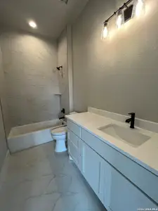 New construction Single-Family house 611 Parkview Pl, Canyon Lake, TX 78133 - image 4