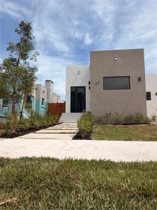 New construction Single-Family house 1860 Nw 48Th St, Miami, FL 33142 - image