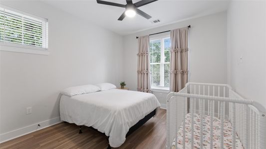 New construction Single-Family house 1840 E Lake Dr, Huntsville, TX 77340 - image 17
