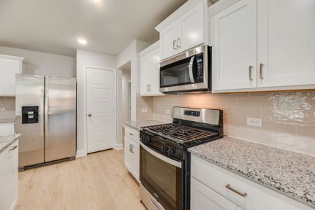 New construction Single-Family house 1705 Sandy Pond St, Forney, TX 75126 plan Falkirk - image 7