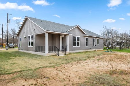 New construction Single-Family house 123 Waimanalo Dr, Bastrop, TX 78602 null- photo 28 28