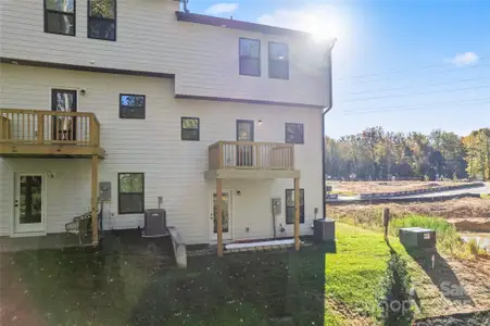 New construction Townhouse house 430 Bogue Dr, Unit 19, Fort Mill, SC 29708 - image