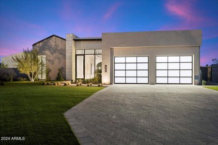 New construction Single-Family house 6921 N Joshua Tree Ln, Paradise Valley, AZ 85253 - photo 0