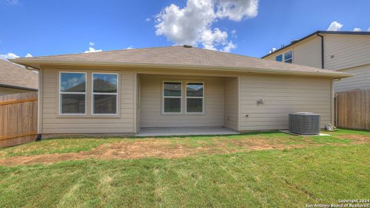 New construction Single-Family house 322 Honeydew Way, Seguin, TX 78155 Ashburn - photo 23 23