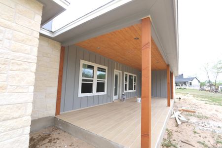 New construction Single-Family house 142 Timber Pl, La Vernia, TX 78121 - image