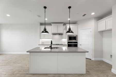 New construction Townhouse house 670 Sandiford Ct, Mansfield, TX 76063 plan Athens - image 9