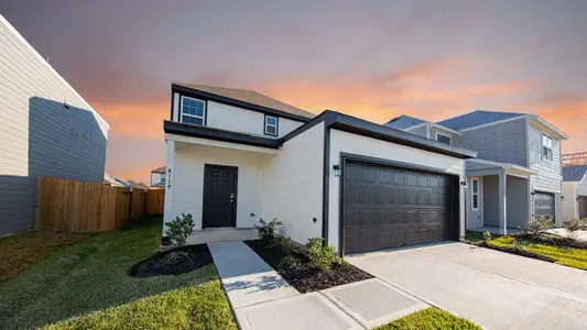 New construction Single-Family house 8119 Burnt Orchid Dr, Houston, TX 77016 plan The Woodland - image