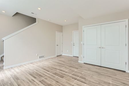 New construction Townhouse house 352 N Geneva St, Aurora, CO 80010 Lowry Interior- photo 3 3