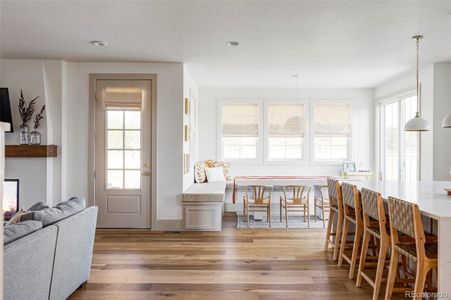 Huge Eat-in Kitchen Area