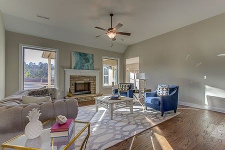 Platinum Ridge by Dustin Shaw Homes in Sharpsburg - image 15