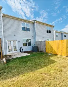 New construction Townhouse house 518 Magnolia Cir, Palmetto, GA 30268 - image