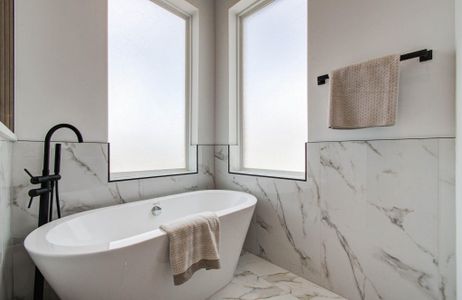 New construction Single-Family house 1113 Ennis St, Houston, TX 77003 - image 18