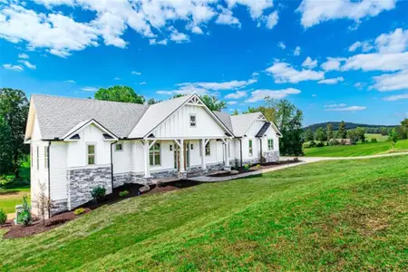 New construction Single-Family house 1250 Owen Glen Dr, Blairsville, GA 30512 - image