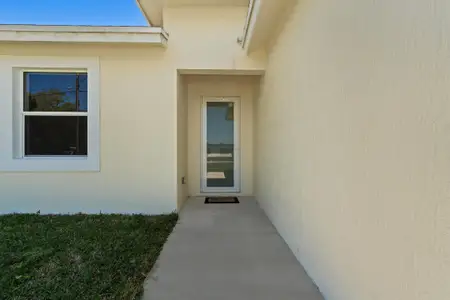 New construction Single-Family house 7705 Sebastian Rd, Fort Pierce, FL 34951 - image