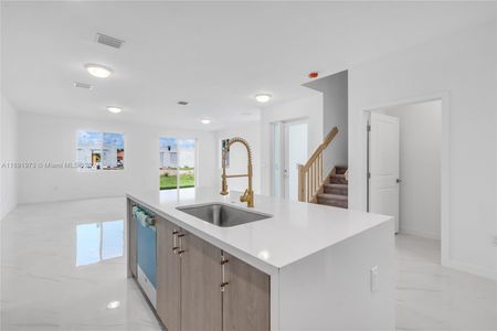 New construction Townhouse house 22561 Sw 125 Ave, Unit B, Miami, FL 33170 - photo 10 10