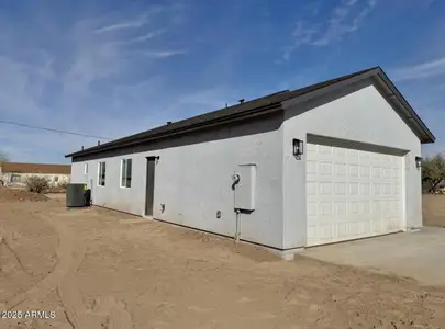 New construction Single-Family house 4240 N Arizona Rd, Eloy, AZ 85131 null- photo 1 1