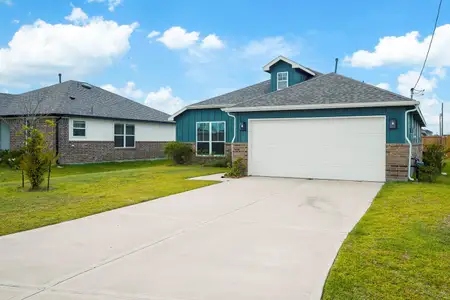 New construction Single-Family house 76 Road 51030, Cleveland, TX 77327 - image