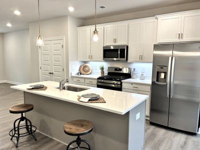 New construction Single-Family house 228 Taylor Woods Ct, Greenville, SC 29607 plan The Beckett - image 7