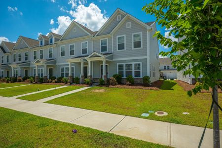 New construction Townhouse house 326 Surfbird Rd, Summerville, SC 29486 - image