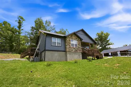 New construction Single-Family house 301 Mcginnis Dr, Old Fort, NC 28762 - image